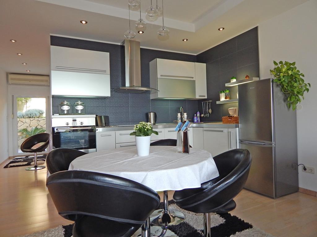 Lavander Apartments Omis Duće Dış mekan fotoğraf